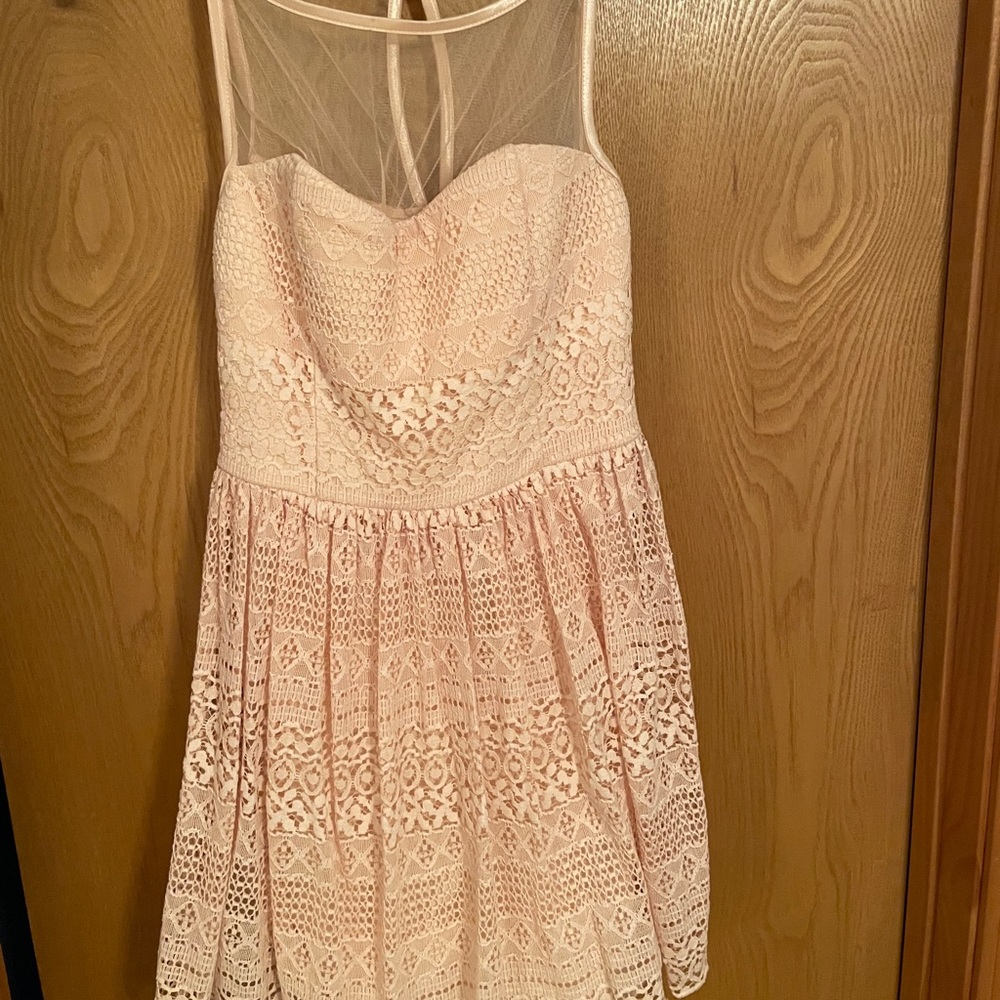 Evening dress or formal dance dress